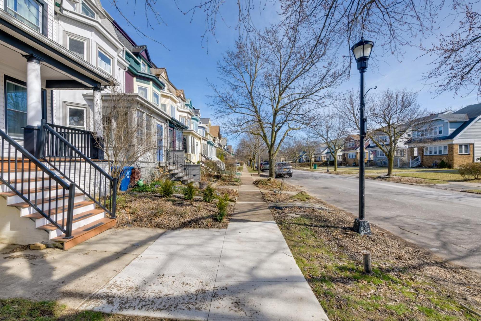 Historic Buffalo Row House Near Delaware Park 外观 照片